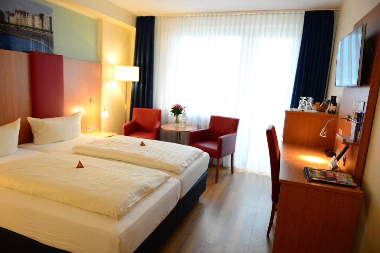 Hotel National Duesseldorf Bagian luar foto